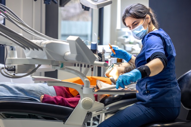 Invisalign While Pregnant: Is It Safe? - img 2 - Blog VIP Dental Care