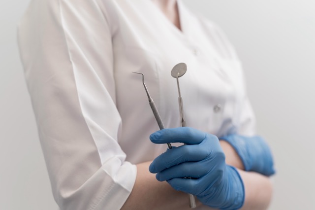 Cracked Tooth Syndrome: Causes, Symptoms, and Warning Signs - img 2 - Blog VIP Dental Care